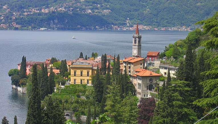Wili-italian-lakes-walking-5